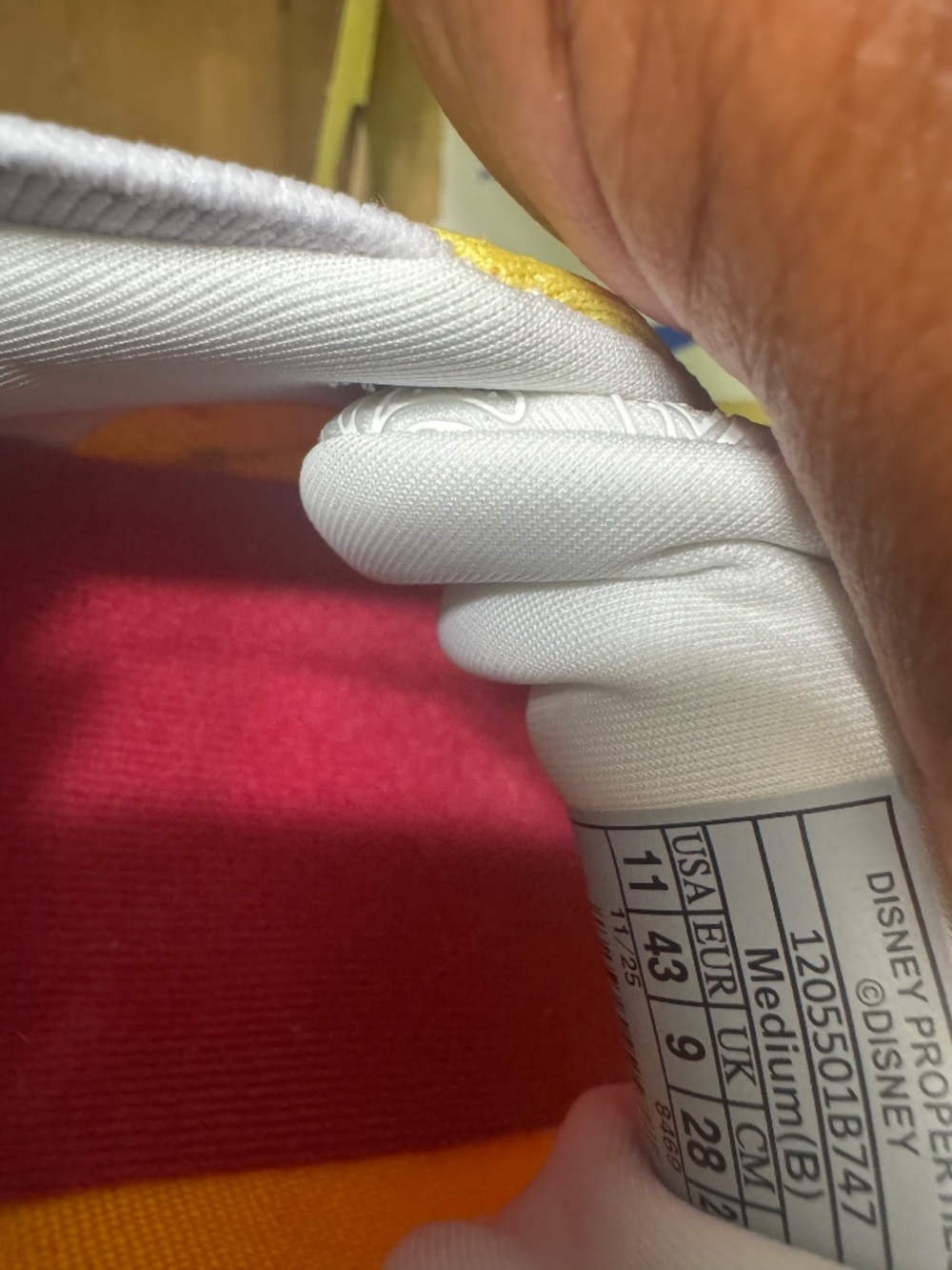 Brooks Disney Belle - Picture 4 of 7
